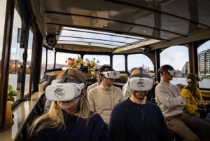 Amsterdam: Historic Virtual Reality Boat Tour