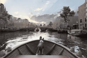 Amsterdam: Historic Virtual Reality Boat Tour