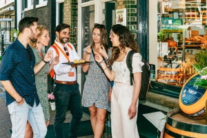 Amsterdam: Historical Highlights Walking Tour with Tasting
