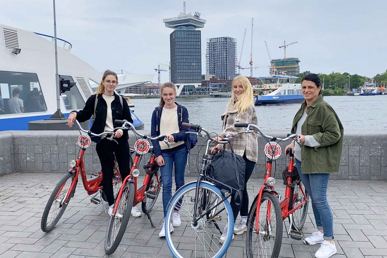 Amsterdam: Tour en bici por el centro de la ciudad en alemán o inglés (Privado)