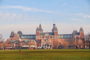 Amsterdã: Passeio de bicicleta pelo centro da cidade em alemão ou inglês (particular)