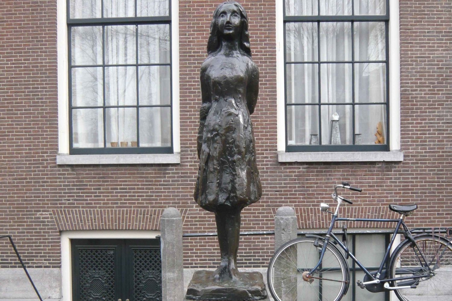 Amsterdam: Jewish Quarter Walking Tour
