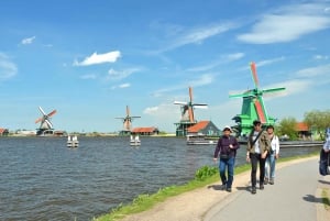 Amsterdam: Keukenhof and Zaanse Schans Live Guided Day Tour