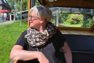 Amsterdam: Keukenhof Tulip Garden and Giethoorn Experience