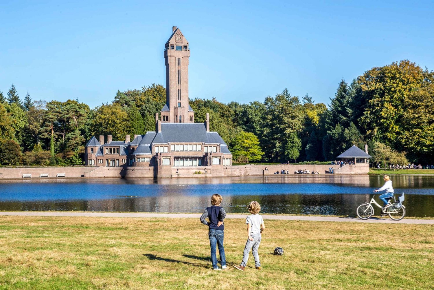 Amsterdam: Kröller-Müller & N.P. The Hoge Veluwe Guided Tour