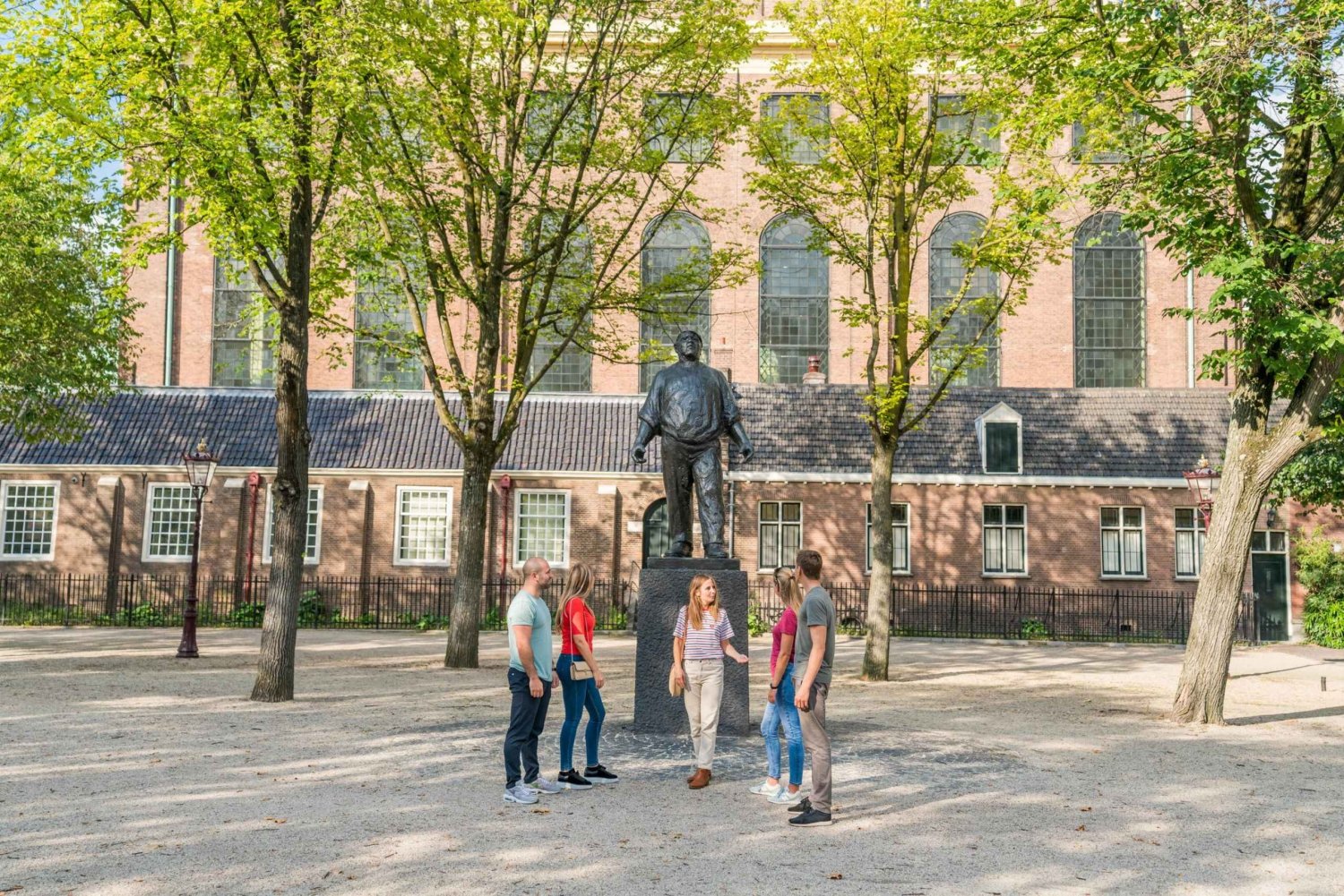 Amsterdam: Life of Anne Frank and World War II Walking Tour
