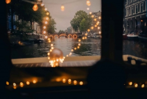 Amsterdam: Light Festival on Saloon Boat with Drinks & Snack