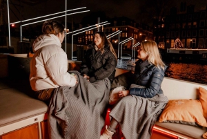 Amsterdam: Light Festival on Saloon Boat with Drinks & Snack