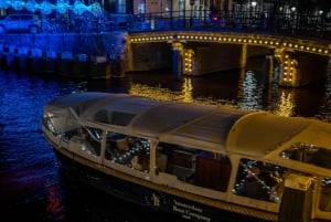 Amsterdam: Light Festival boat tour with Unlimited Drinks!