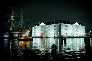 Amsterdam: Light Festival boat tour with Unlimited Drinks!