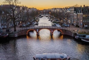 Amsterdam: Light Festival Canal Boat Tour