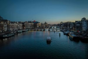 Amsterdam: Light Festival Canal Boat Tour