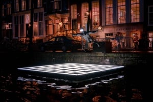 Amsterdam: Bootsfahrt zum Lichterfest mit heißer Schokolade und Stroopwafel