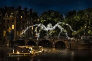 Amsterdam: Crociera sul canale del Festival della Luce dalle bancarelle di Natale