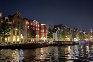 Amsterdam: Light Festival-rondvaart met warme snacks en drankjes