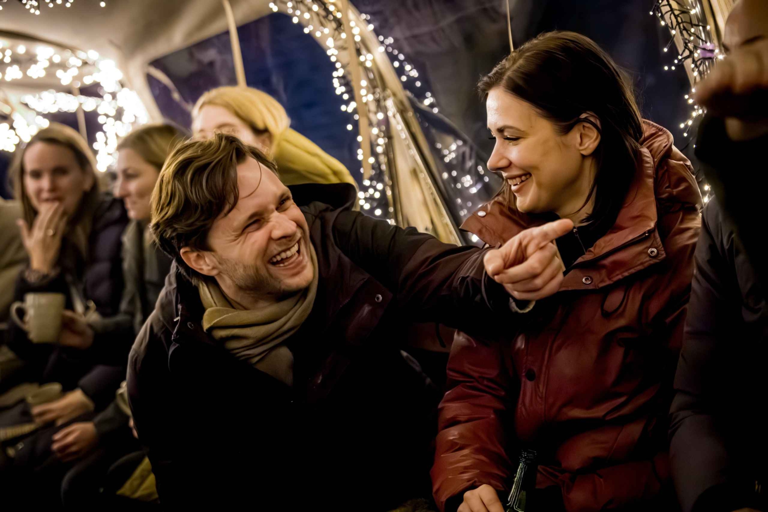 Amsterdam: rejs podczas Light Festival z ogrzewaniem i napojami bez limitu!