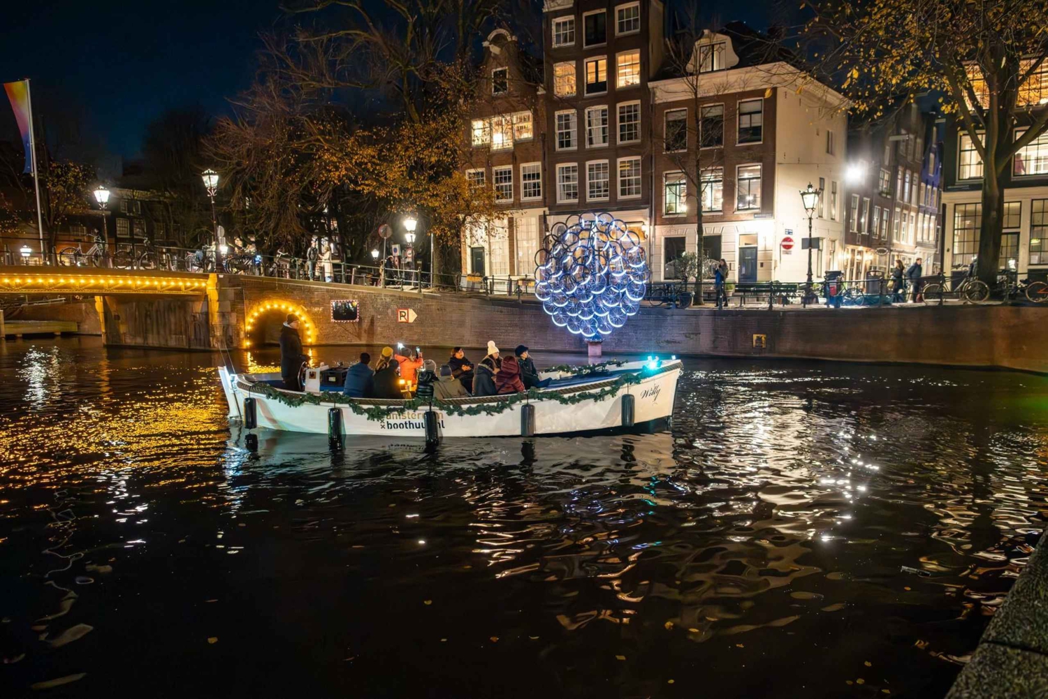 Амстердам: Круиз на открытом катере по фестивалю света