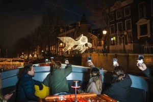 Амстердам: Фестиваль света на открытой лодке с неограниченными напитками