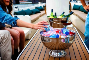 Amsterdam: Lysfestivalbådtur med ubegrænsede drikkevarer og snacks