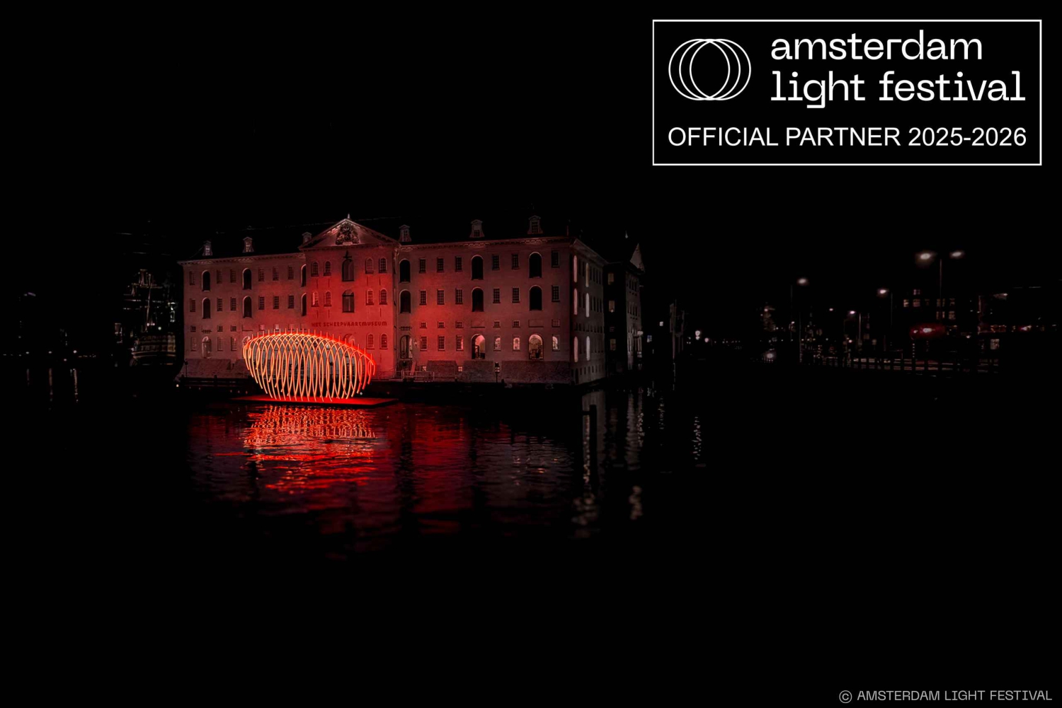 Фестиваль света в Амстердаме: зимняя прогулка и мастер-класс по струпвафлям