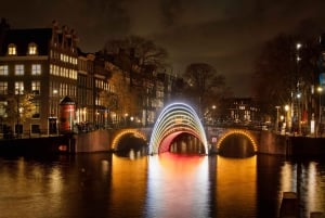Amsterdam: Lysskulpturer med småbåttur og glühwein