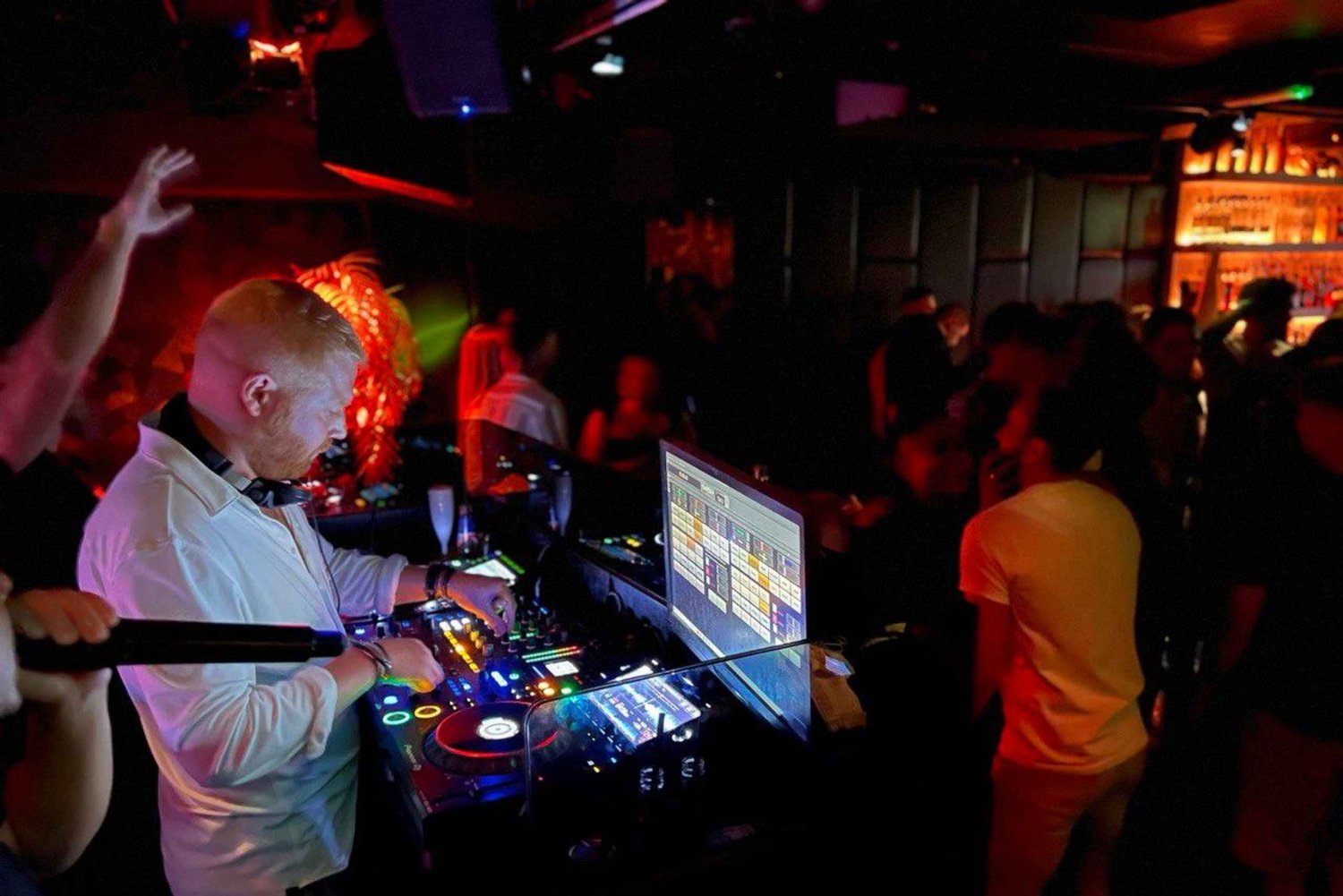 Amsterdam: Ludwig's Halloween Pub Crawl with VIP Club Entry