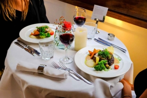 Amsterdam : Dîner de luxe à 3 plats sur un bateau-salon de luxe