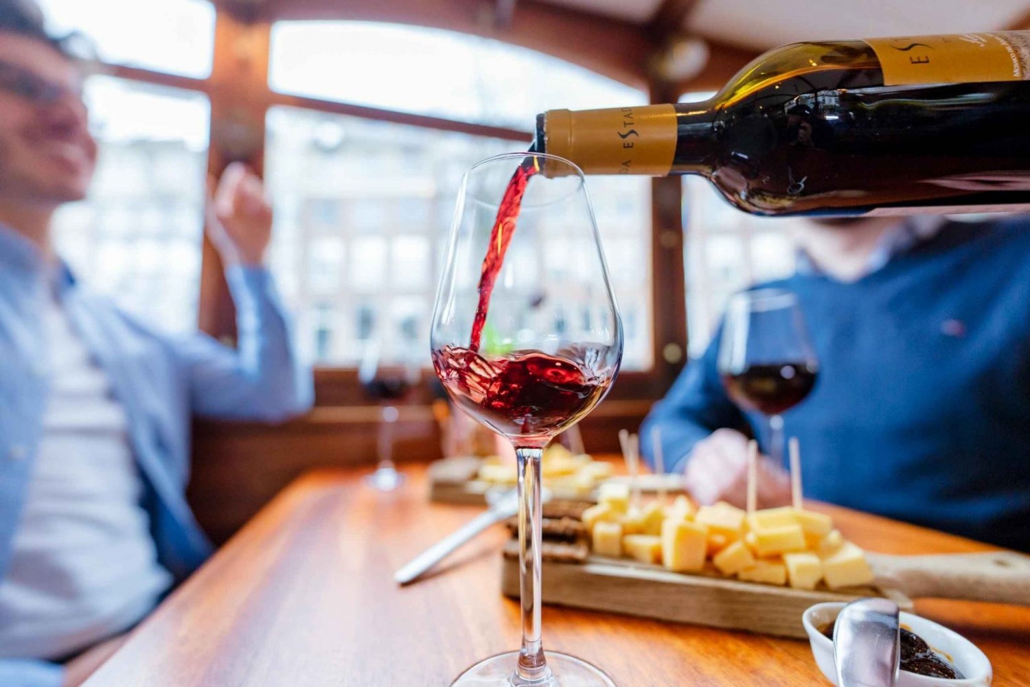 Amsterdam: Crucero de lujo con queso y vino y bebidas ilimitadas