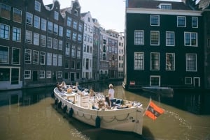 Amsterdam: Luxury Cruise Unlimited Cocktails & Snacks Option