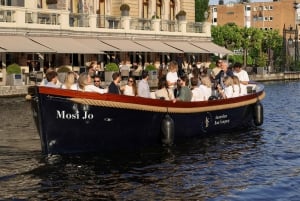 Amsterdam: Private City Canal Cruise