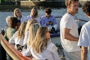 Amsterdam: Private City Canal Cruise