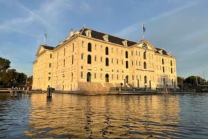 Amsterdam: Private City Canal Cruise