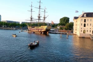 Amsterdam: Private City Canal Cruise