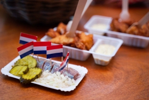 Amsterdam: Dutch Street Food Market Tour