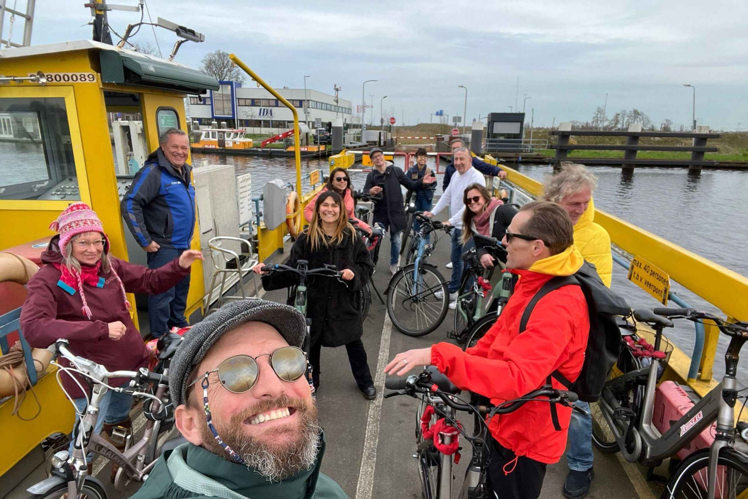 Амстердам: тур Майка на электровелосипеде, сыр и клоги