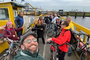 Amsterdam: Mike's Countryside E-bike Tour, Cheese & Clogs