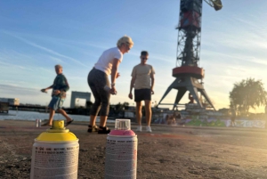 Amsterdam Mike's Urban Bike Tour, Graffiti & Magnetfiske