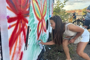 Amsterdam Mike's Urban Bike Tour, Graffiti & Magnetfiske