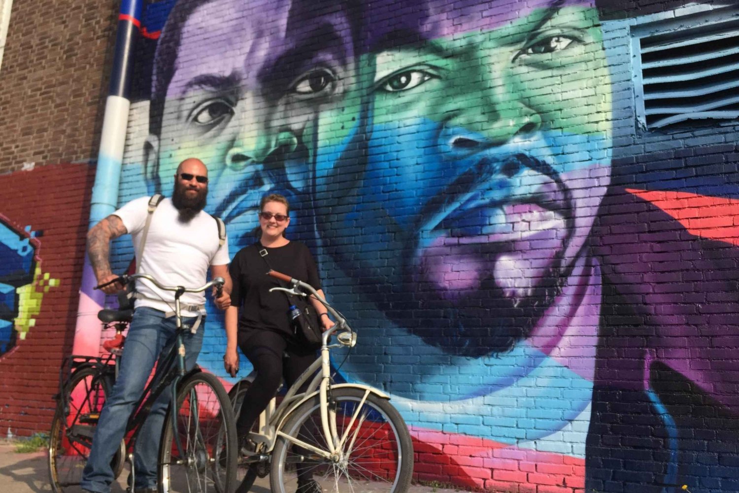 Amsterdam: Mike's Urban Bike Tour, Streetart & Gems