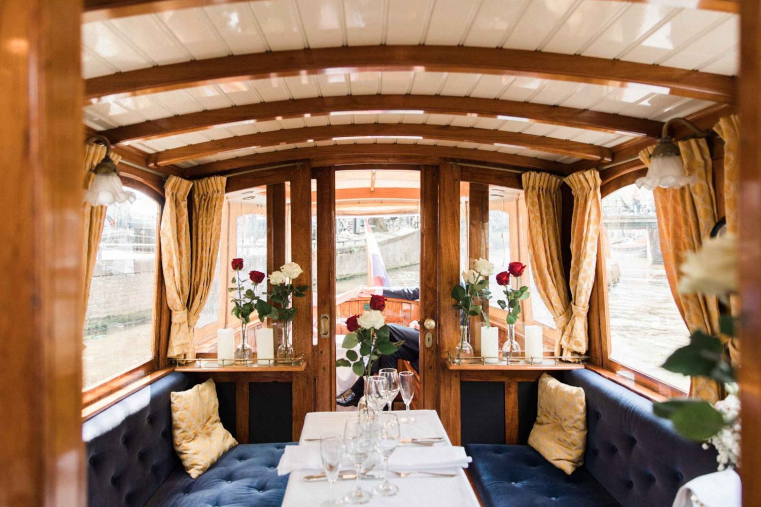 Amsterdam: Moët & Chandon -gourmetillallinen risteily