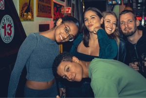 Amsterdam: Nyttårsaften Pub Crawl med valgfri inngang til klubb