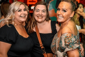 Amsterdam: New Year's Eve Pub Crawl with Shots & Club Entry