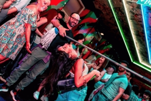 Amsterdam: New Year's Eve Pub Crawl with Shots & Club Entry