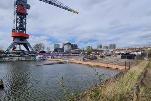 Amsterdam Nord: Schiffsdocks und Architekturspaziergang