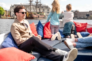 Amsterdam: Kanalrundtur i Gamla stan med levande guide och öppen bar