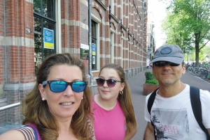 Amsterdam: Old Town City Exploration Game