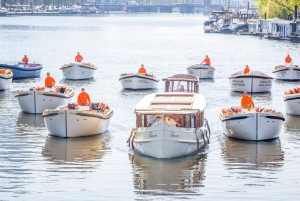 Amsterdam: Luxury Canal Cruise with Onboard Bar