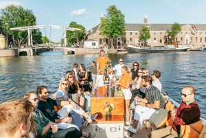 Amsterdam: Luxury Canal Cruise with Onboard Bar