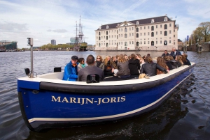 Amsterdam: Grachtenrondvaart met open boot