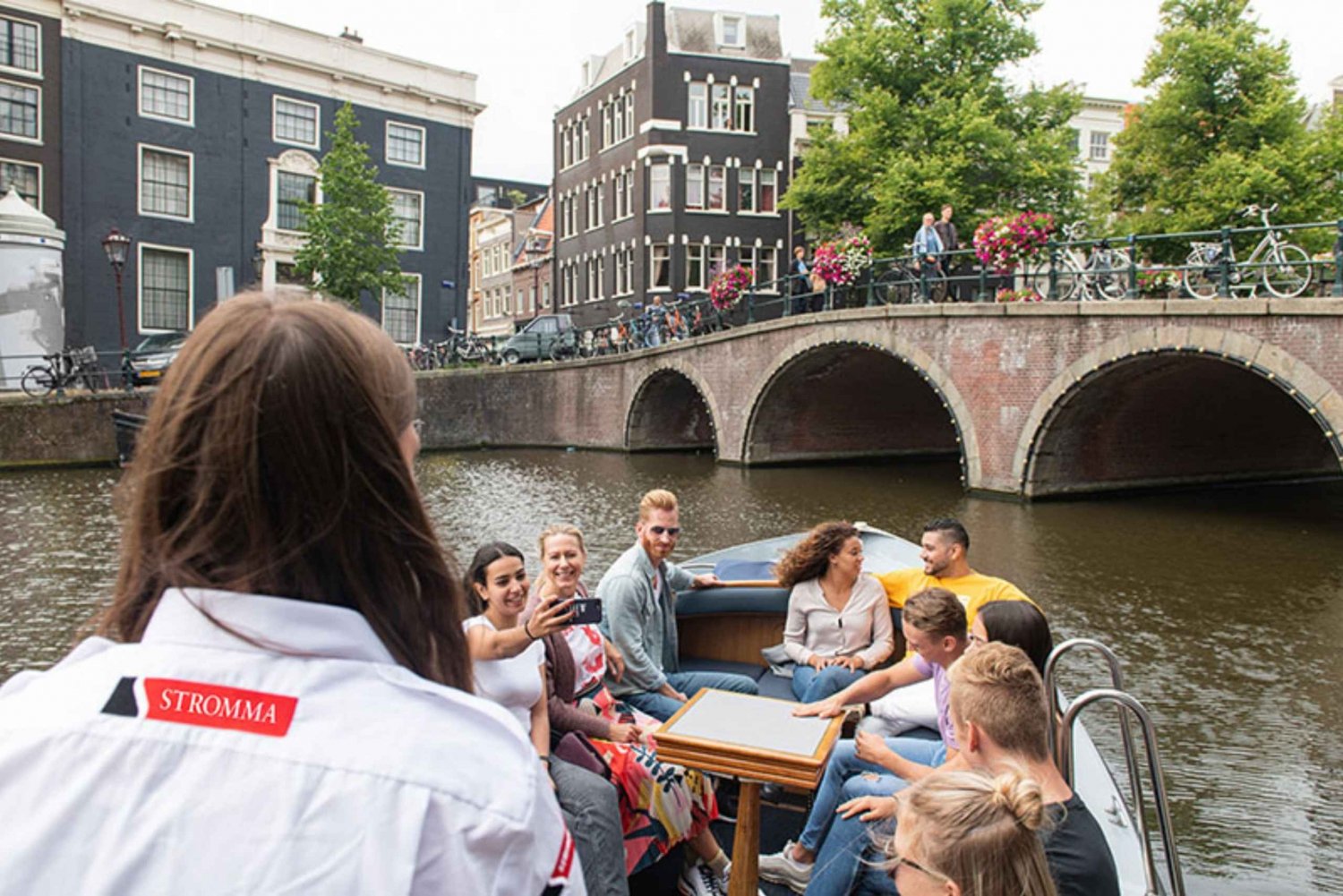 Amsterdam: Öppen båttur med lokalguide